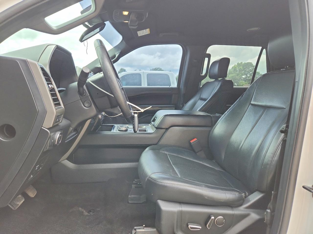 2018 FORD EXPEDITION XLT photo 7