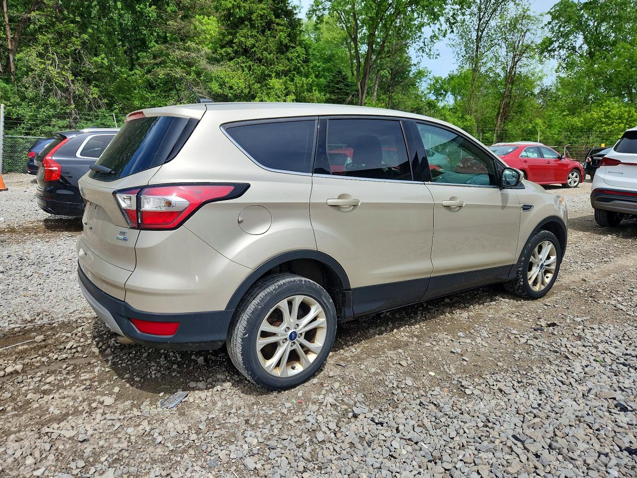 2017 FORD ESCAPE SE photo 7