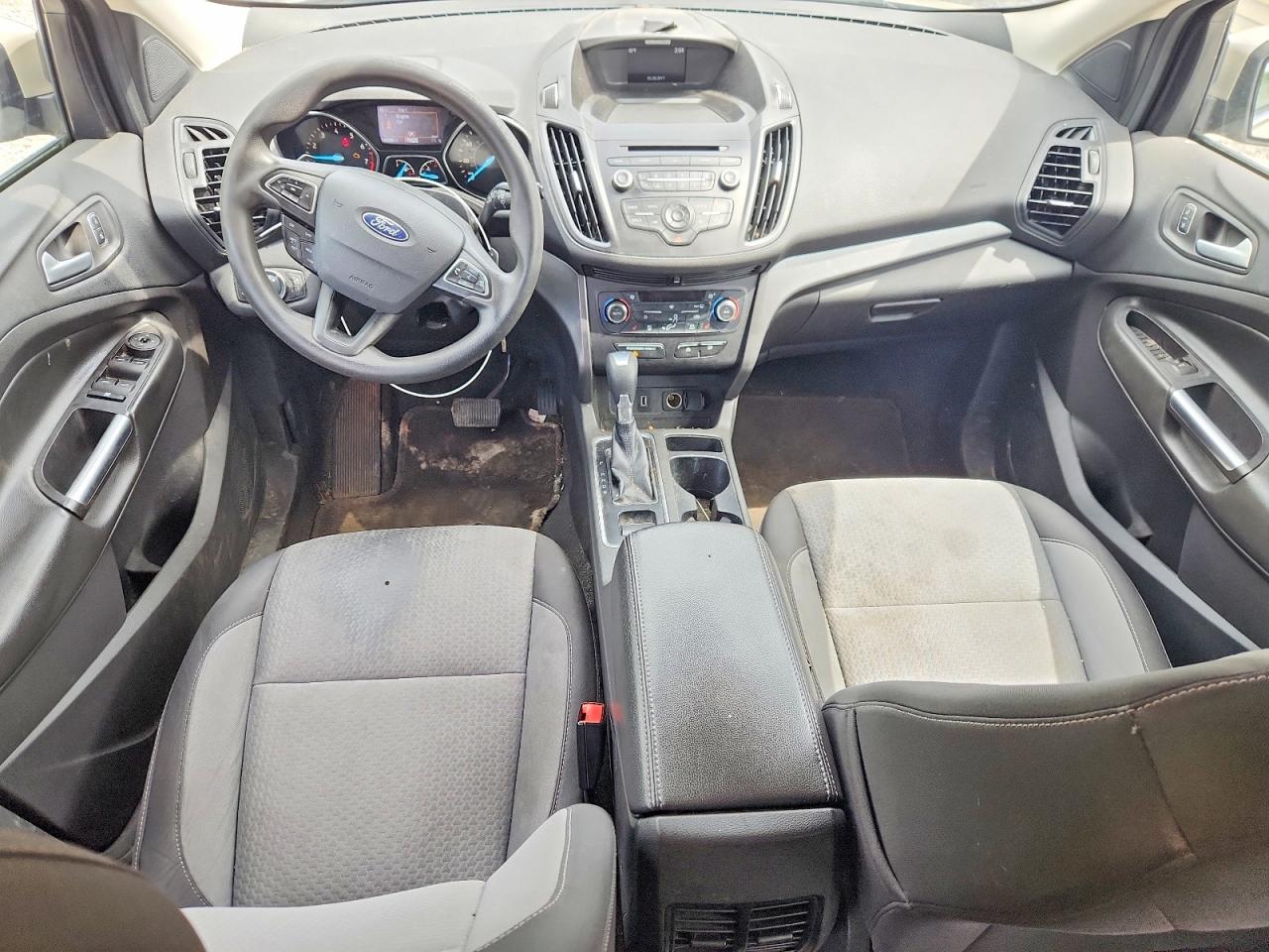 2017 FORD ESCAPE SE photo 22