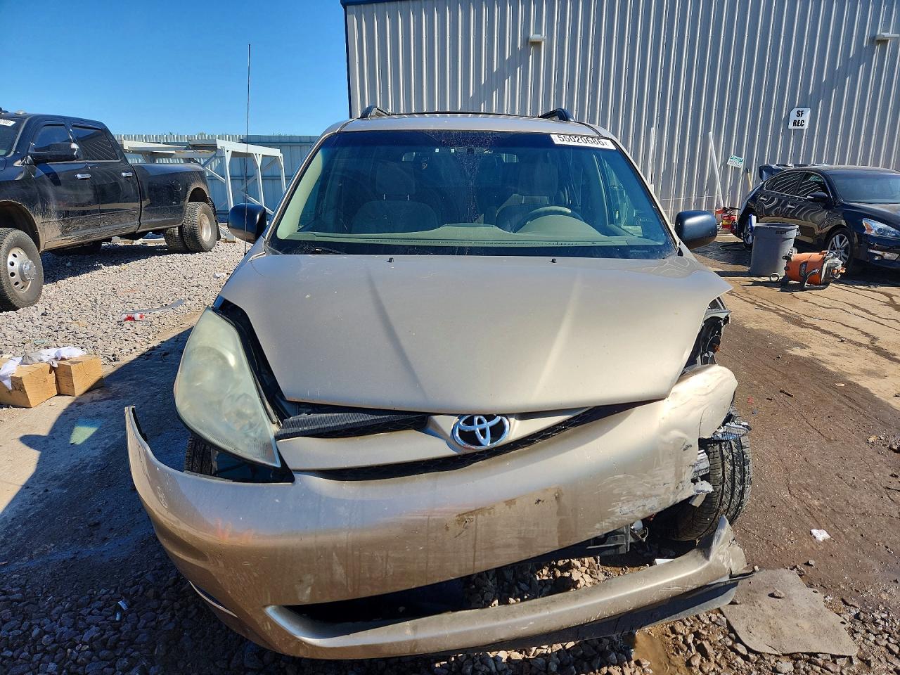 2006 TOYOTA SIENNA LE 7 PASSENGER photo 9