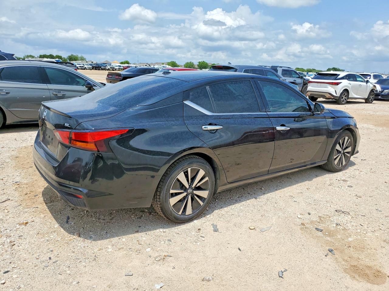 2019 NISSAN ALTIMA SL photo 7