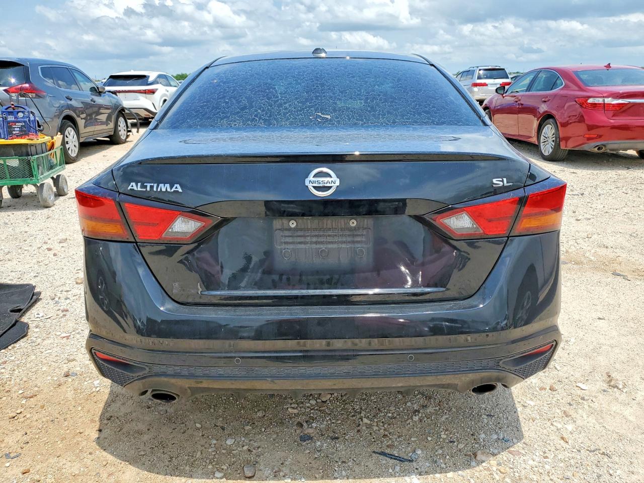 2019 NISSAN ALTIMA SL photo 16
