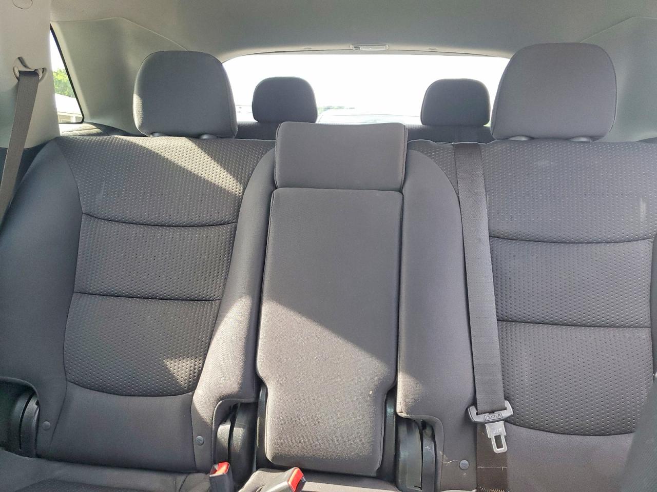 2011 KIA SORENTO LX photo 19