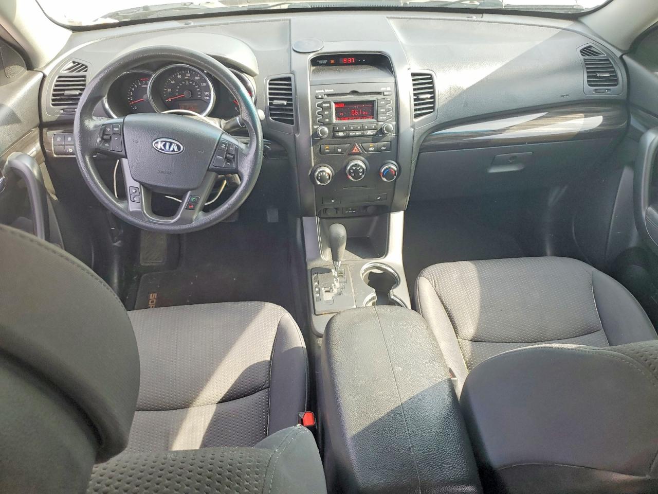 2011 KIA SORENTO LX photo 15