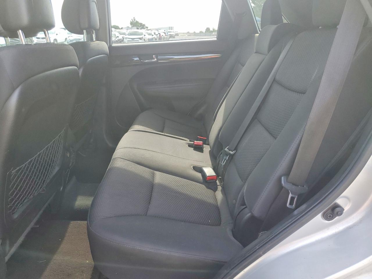 2011 KIA SORENTO LX photo 21