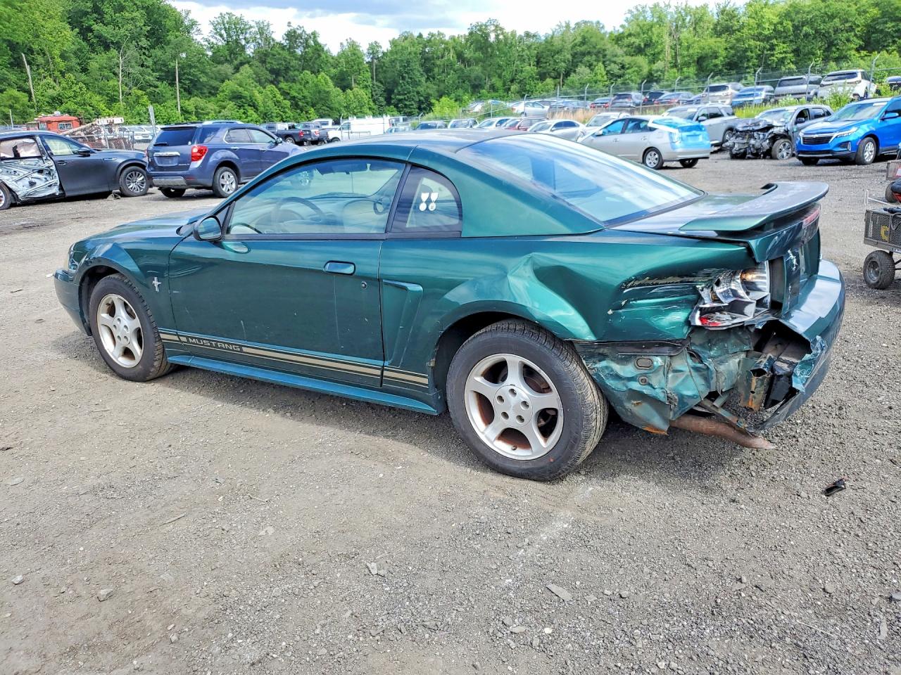 2001 FORD MUSTANG photo 2