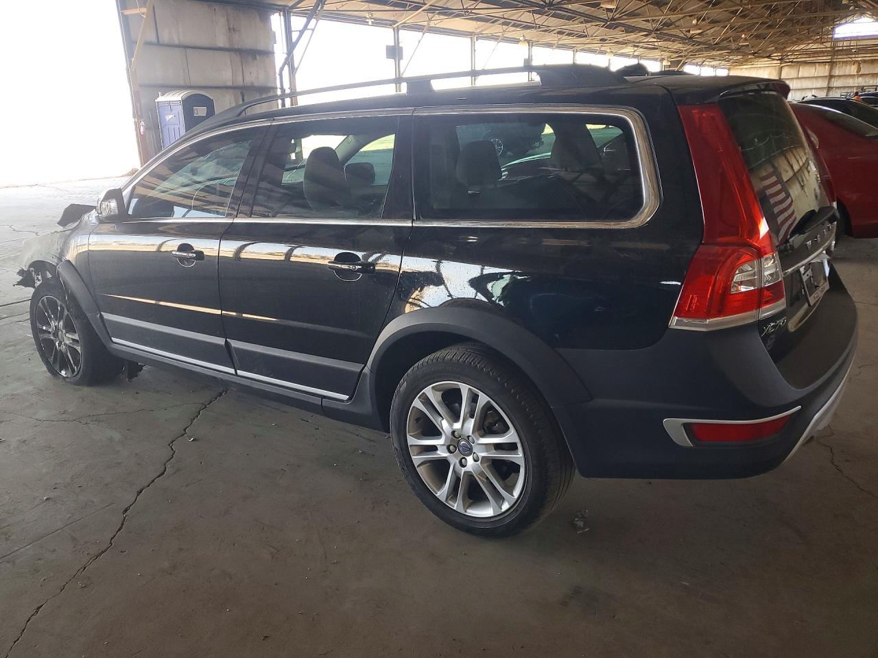 2016 VOLVO XC70 T5 PREMIER photo 2