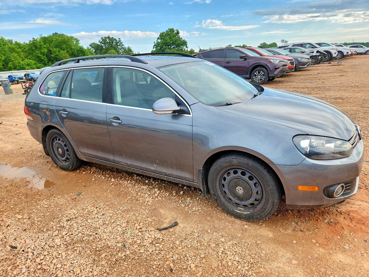2013 VOLKSWAGEN JETTA photo 4