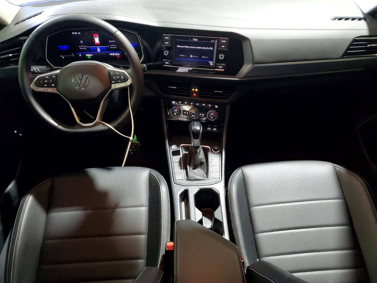 2023 VOLKSWAGEN JETTA SE photo 22