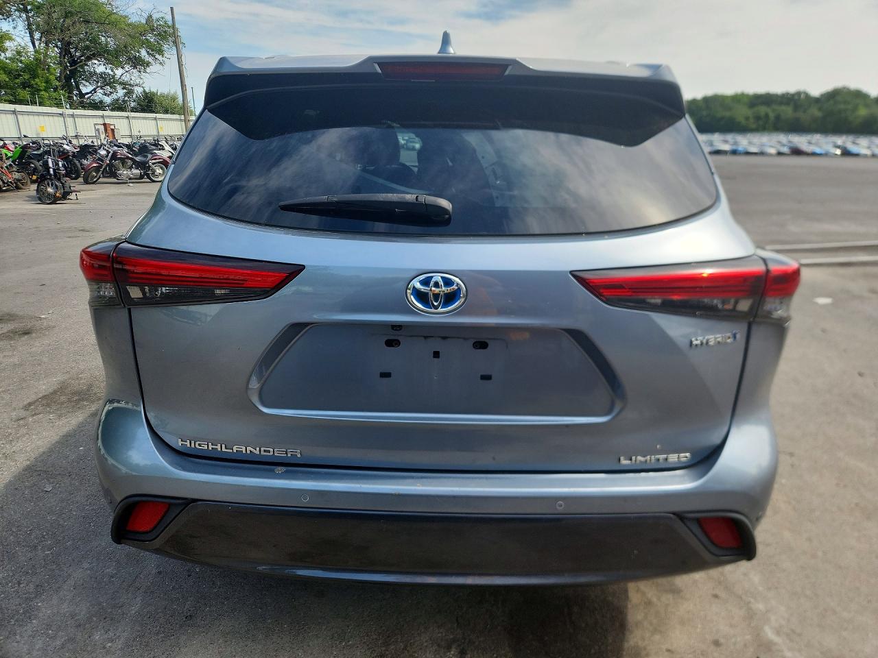 2020 TOYOTA HIGHLANDER HYBRID LIMITED photo 16