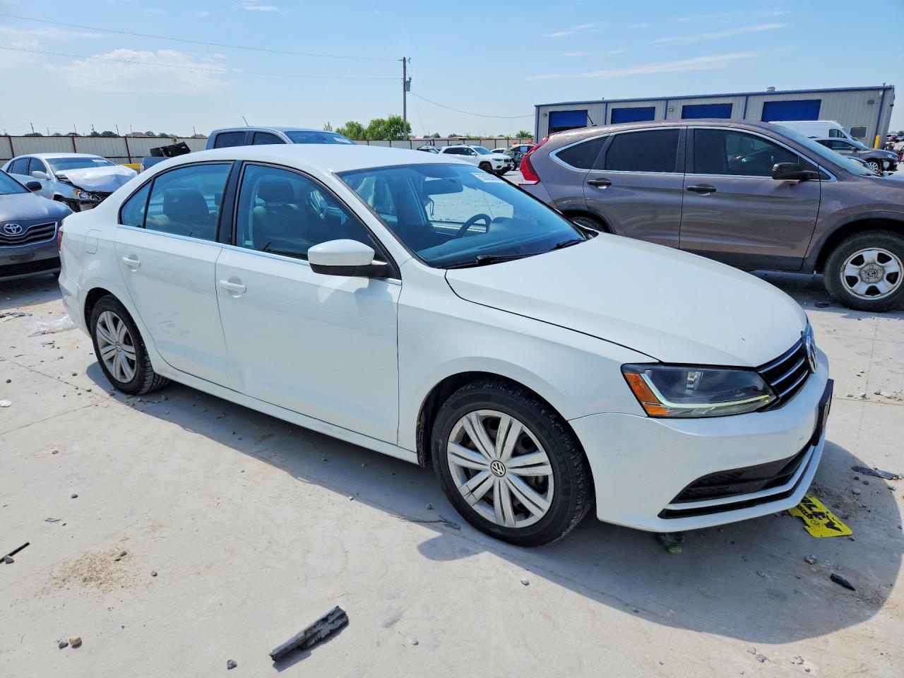 2017 VOLKSWAGEN JETTA photo 10