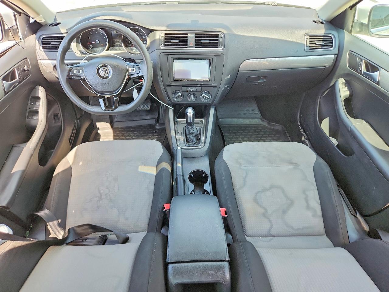 2017 VOLKSWAGEN JETTA photo 22