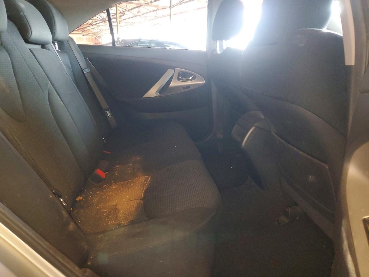 2011 TOYOTA CAMRY SE photo 10