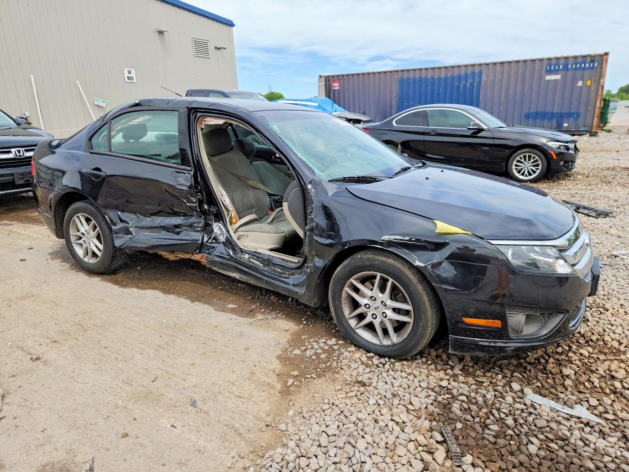 2011 FORD FUSION S photo 7