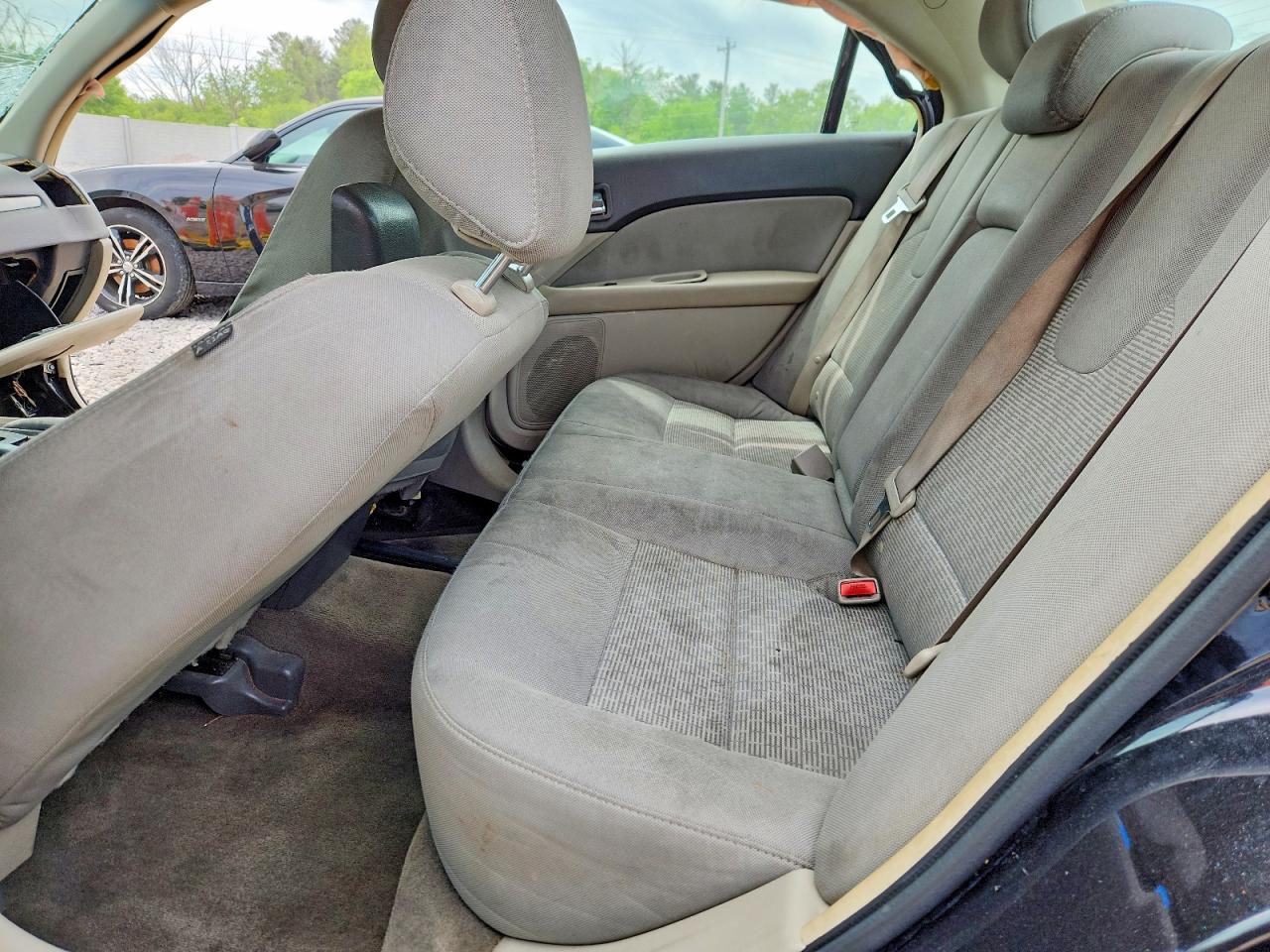 2011 FORD FUSION S photo 19