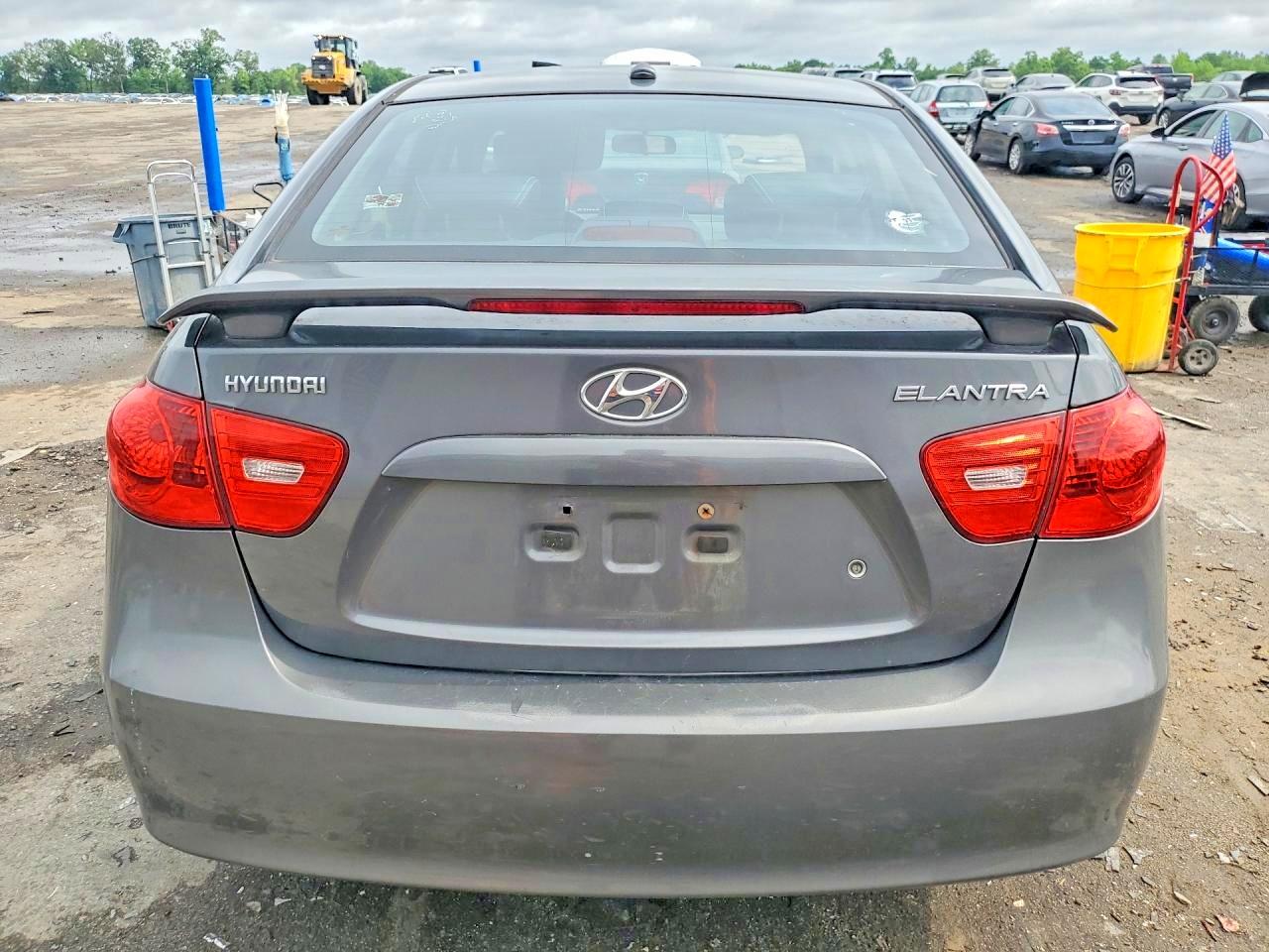 2009 HYUNDAI ELANTRA SE photo 6