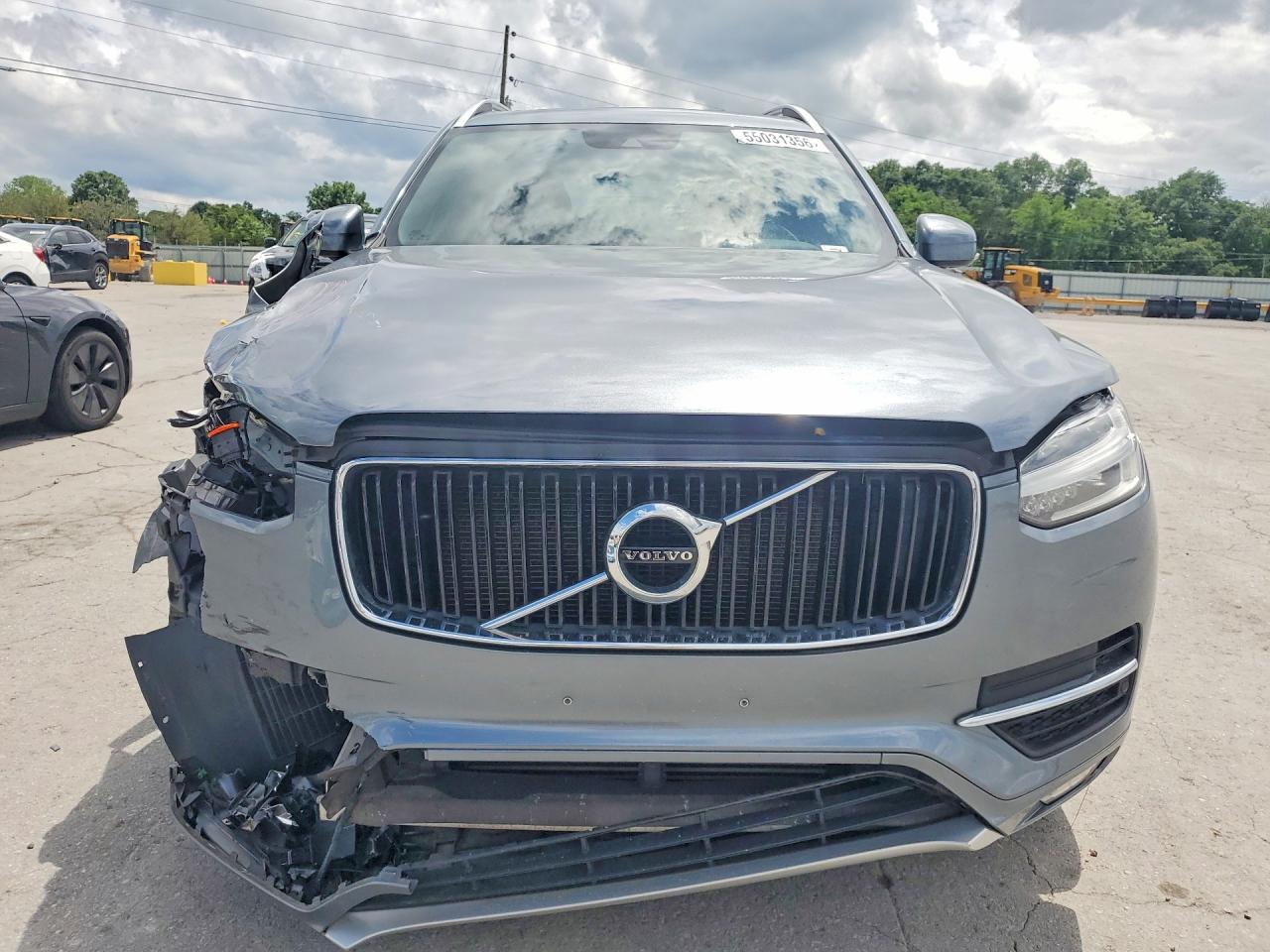 2019 VOLVO XC90 T6 MOMENTUM photo 5