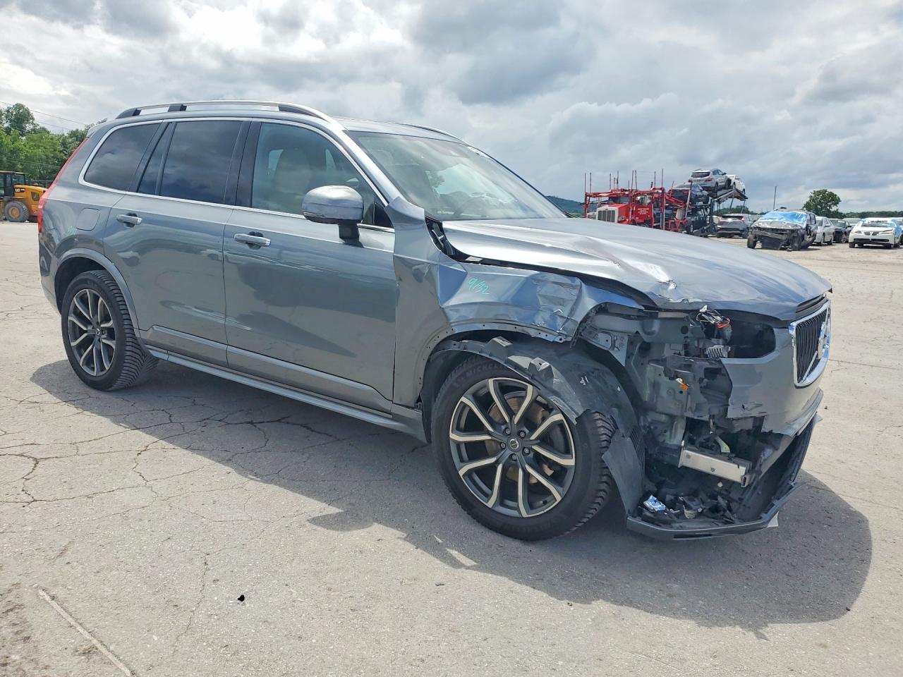 2019 VOLVO XC90 T6 MOMENTUM photo 4
