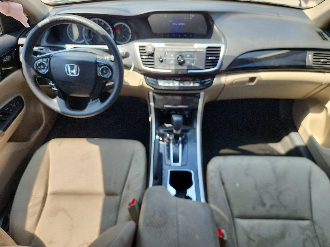 2016 HONDA ACCORD LX photo 15