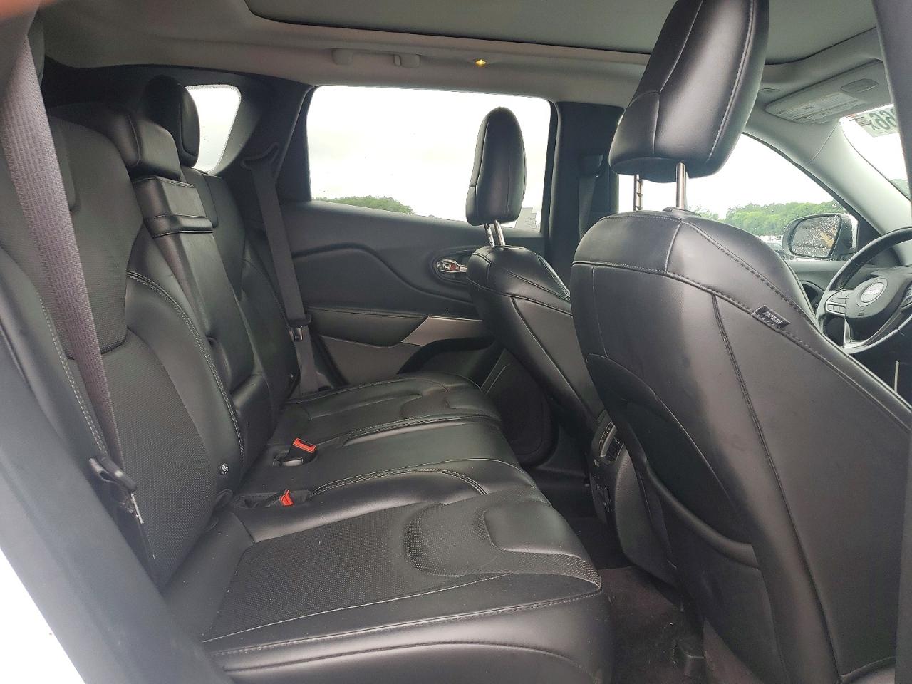 2019 JEEP CHEROKEE LIMITED photo 19