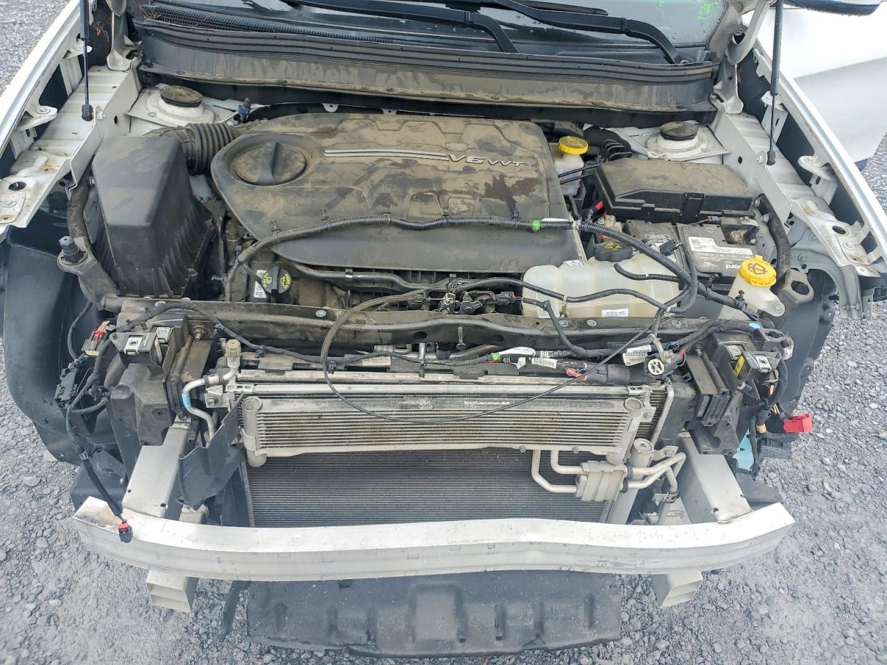 2019 JEEP CHEROKEE LIMITED photo 21