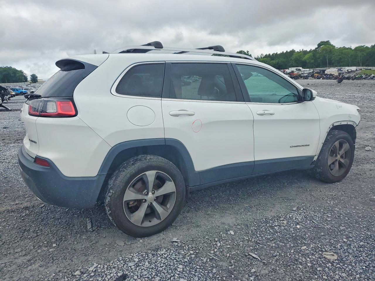 2019 JEEP CHEROKEE LIMITED photo 5