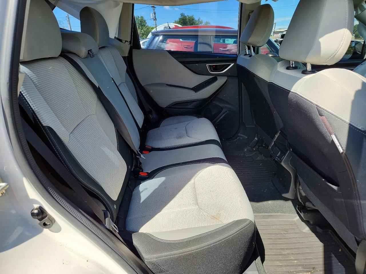 2021 SUBARU FORESTER photo 11
