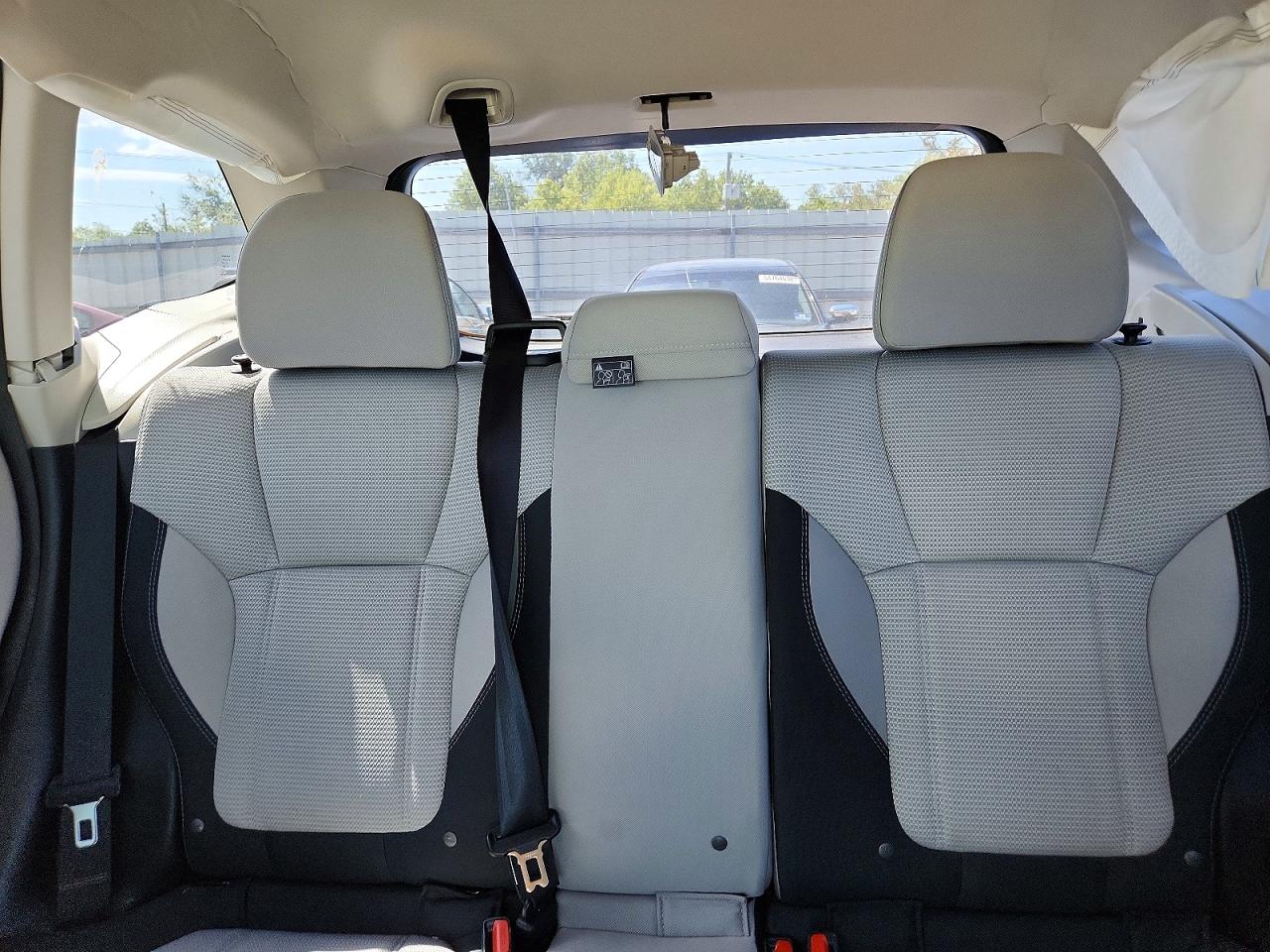2021 SUBARU FORESTER photo 10