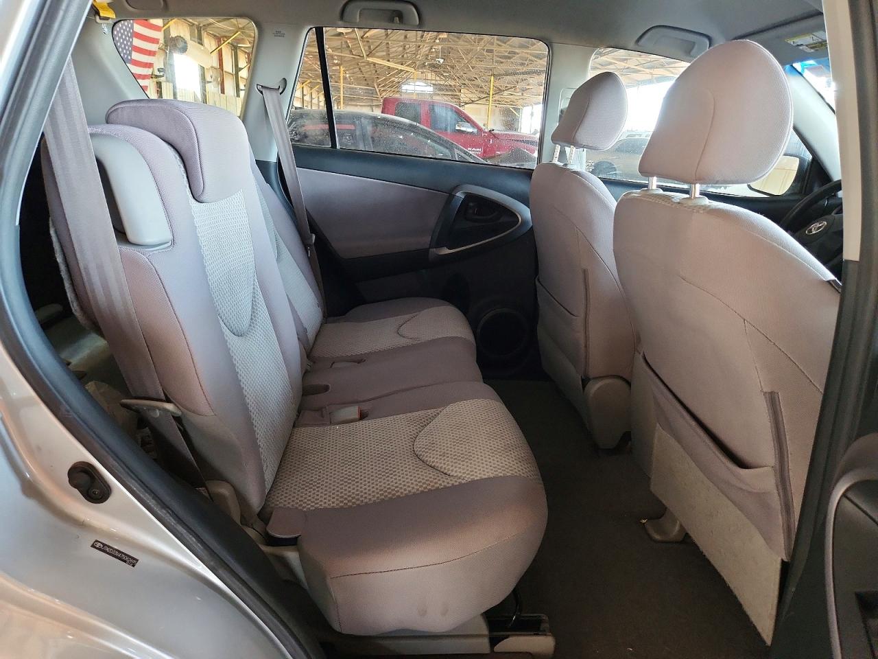 2007 TOYOTA RAV4 BASE photo 31