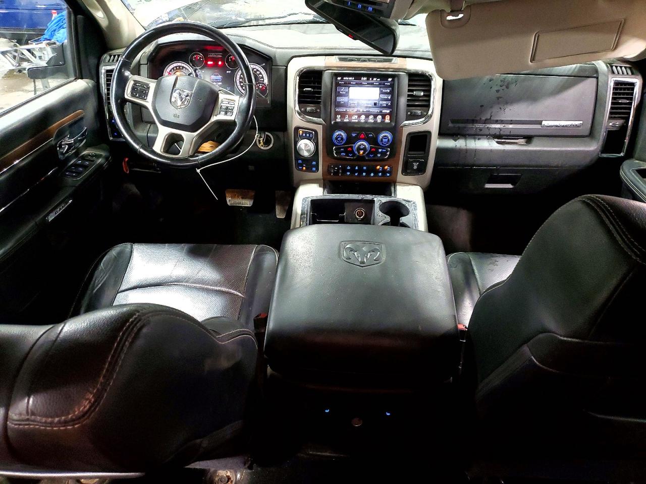 2014 RAM 1500 LARAMIE photo 22