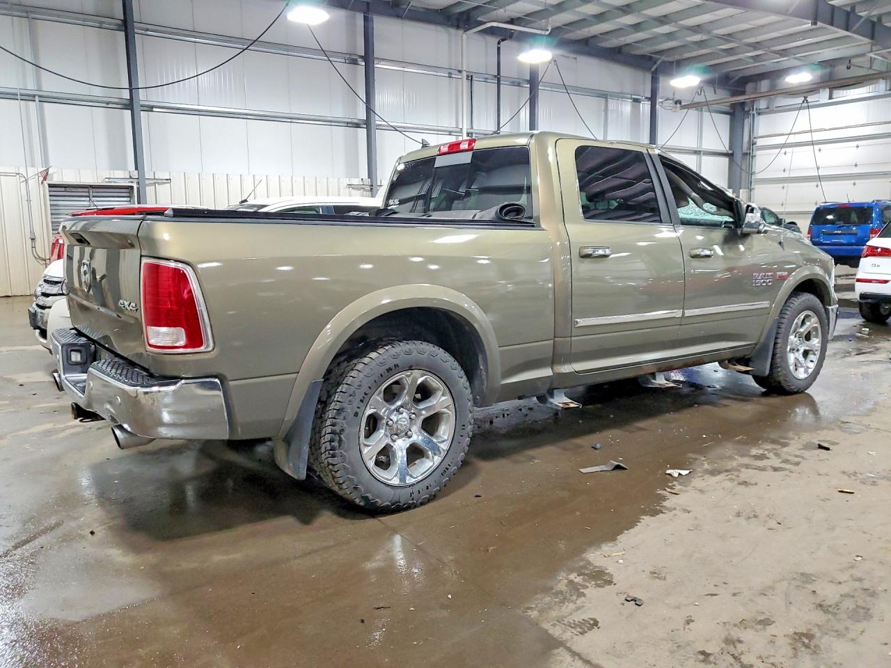 2014 RAM 1500 LARAMIE photo 7