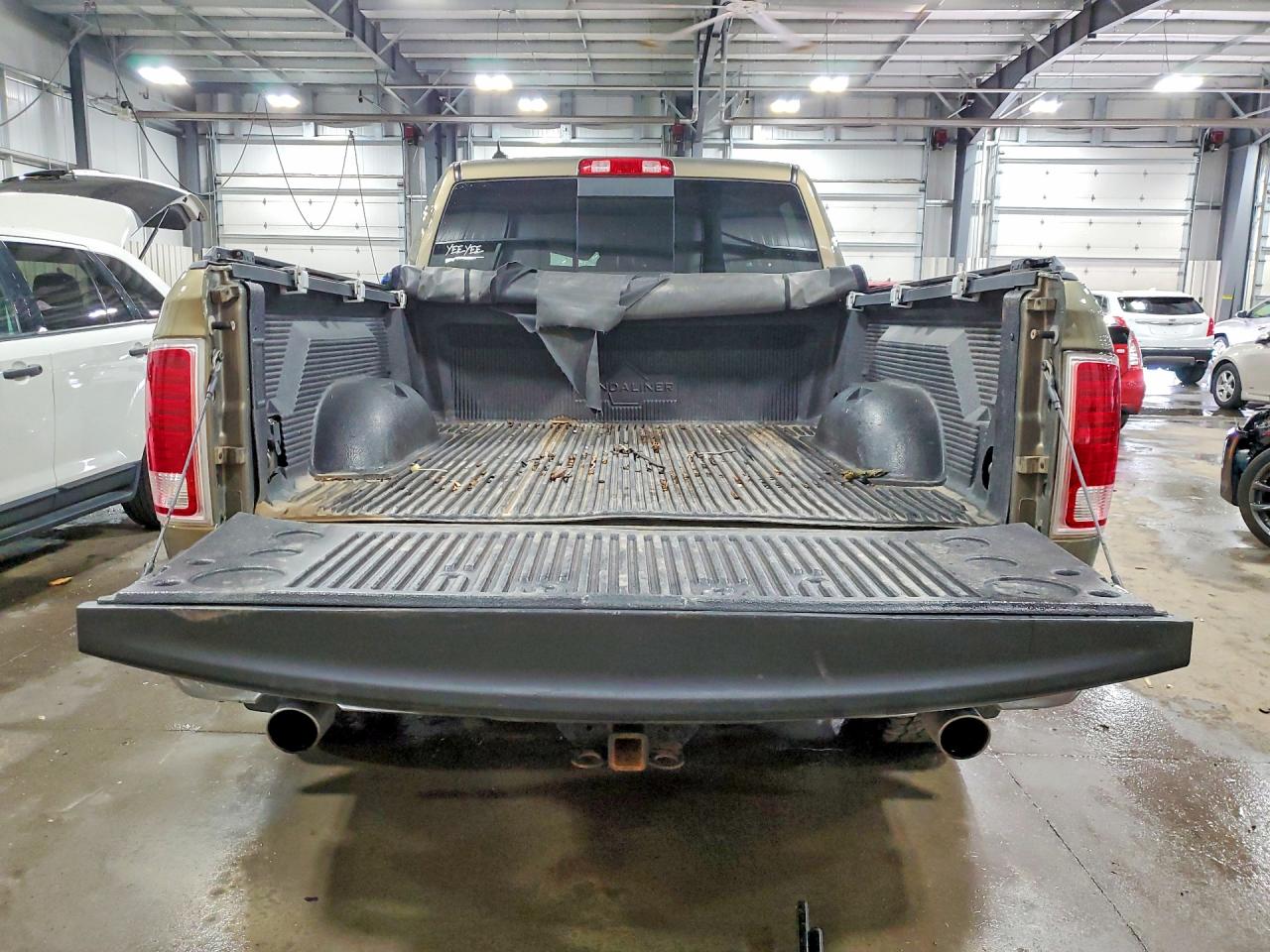 2014 RAM 1500 LARAMIE photo 16