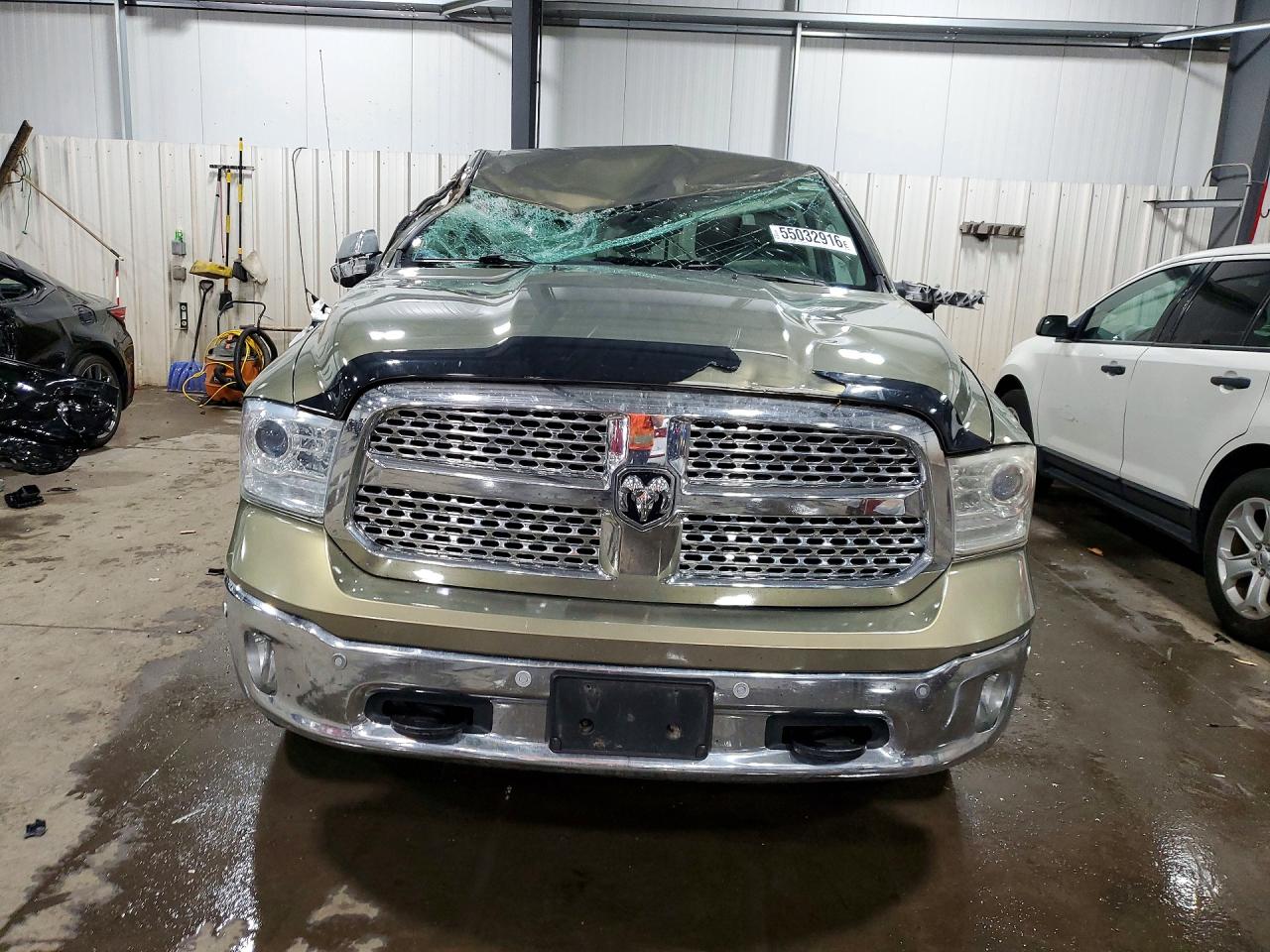 2014 RAM 1500 LARAMIE photo 13