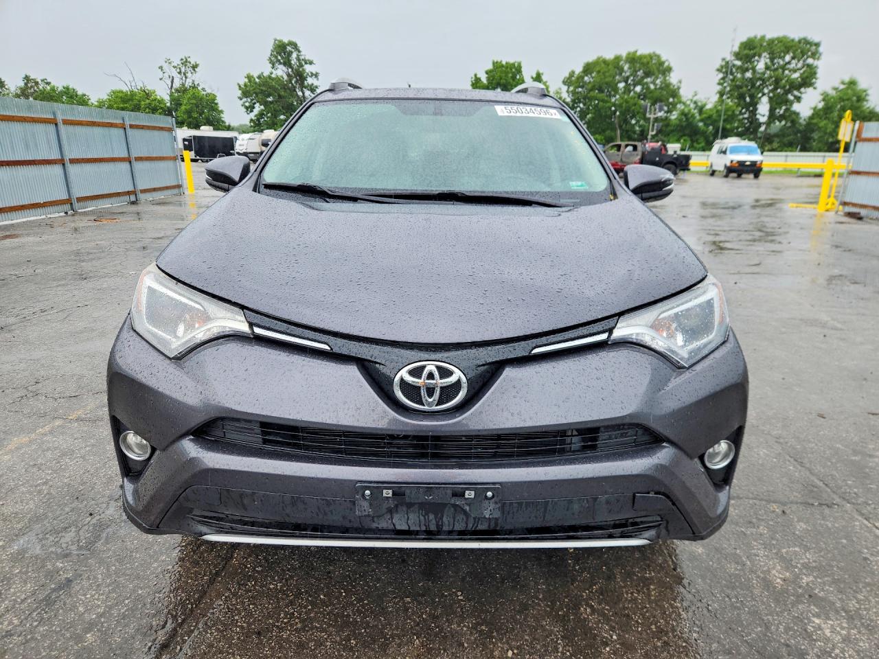 2016 TOYOTA RAV4 XLE photo 13