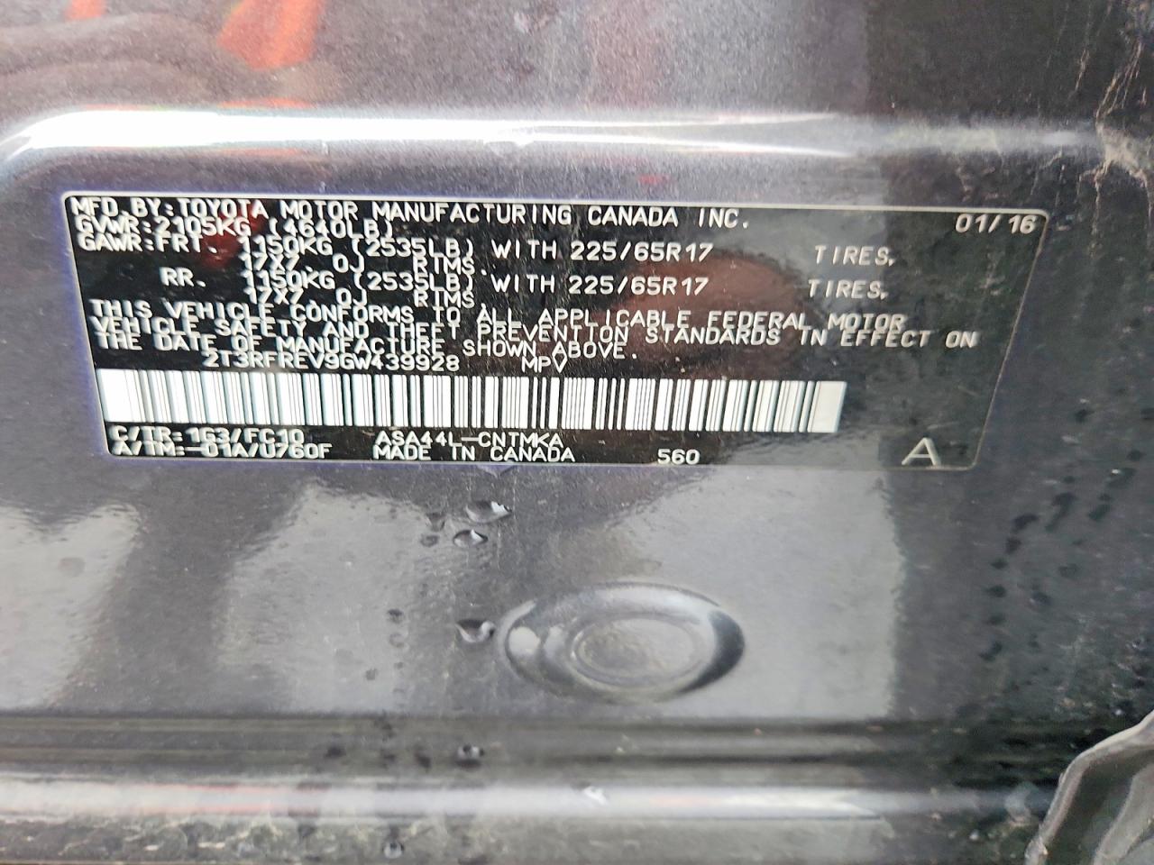 2016 TOYOTA RAV4 XLE photo 37