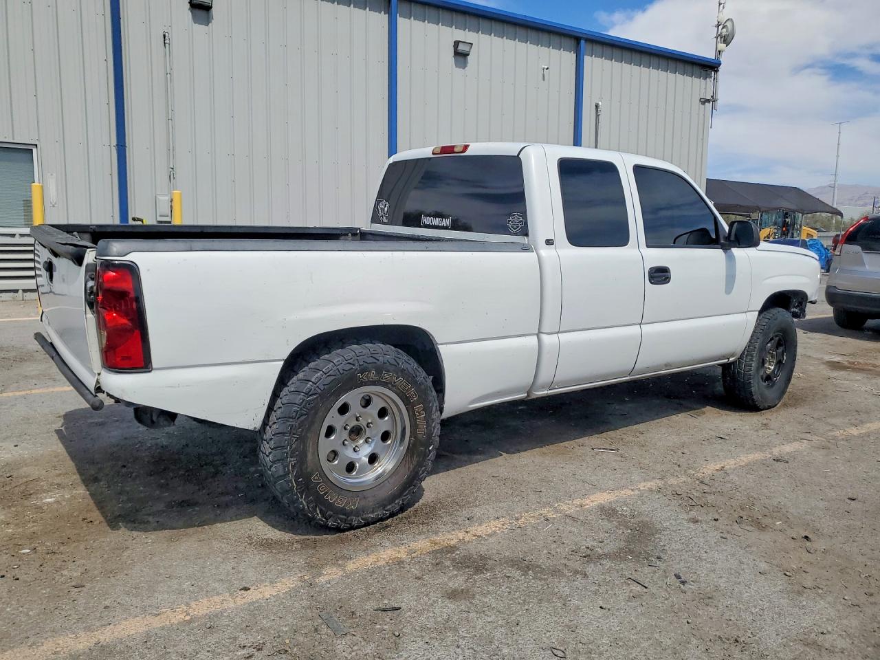 2003 CHEVROLET SILVERADO K1500 photo 3