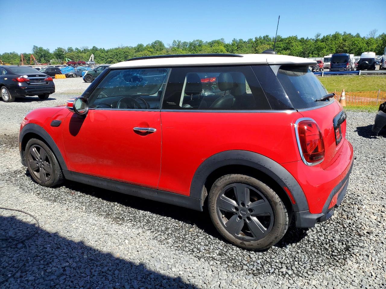 2022 MINI COOPER photo 3