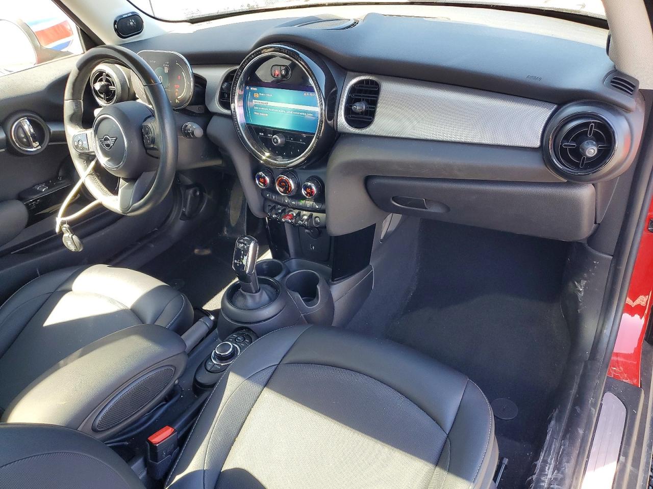 2022 MINI COOPER photo 15