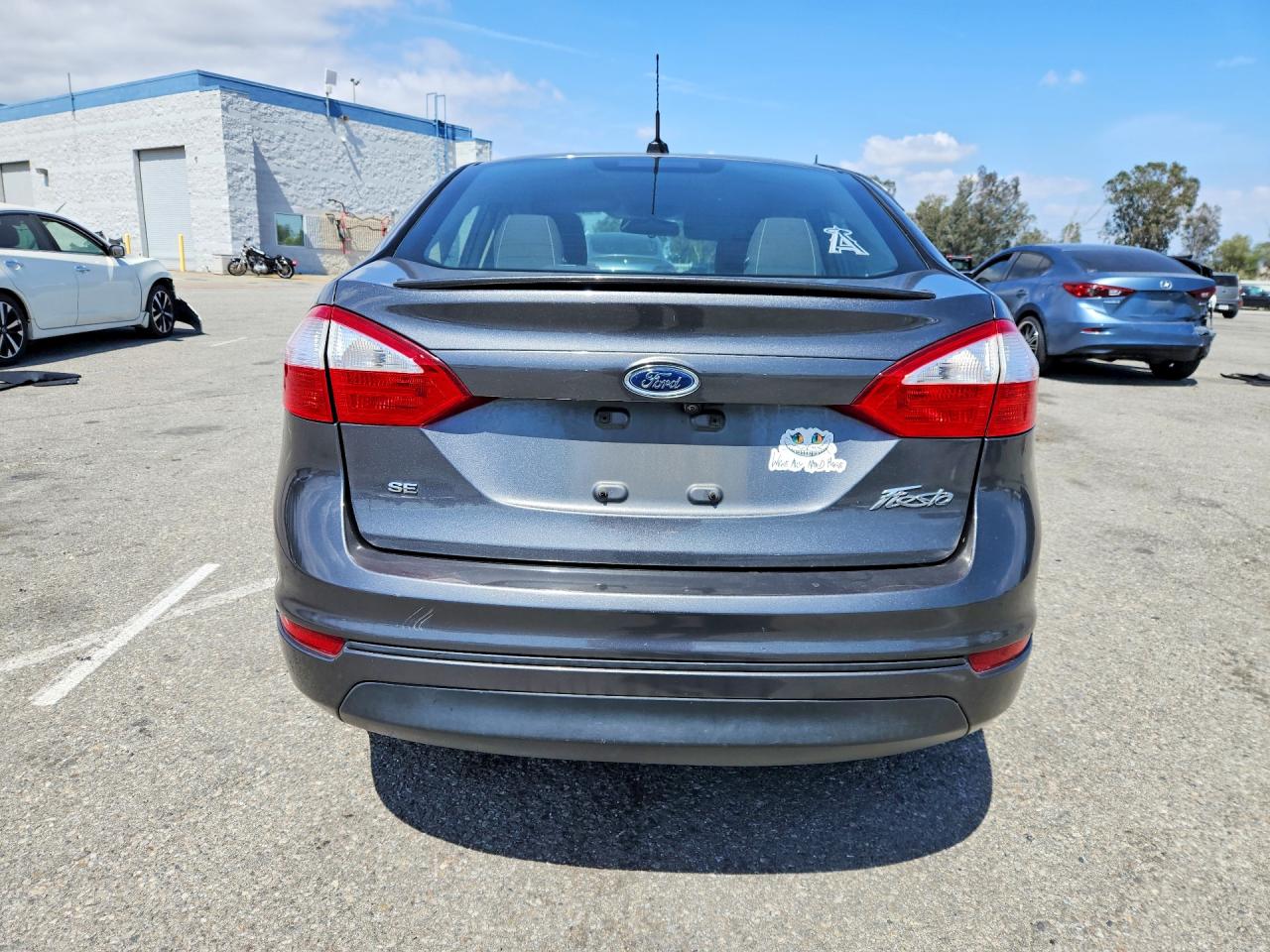 2019 FORD FIESTA SE photo 16