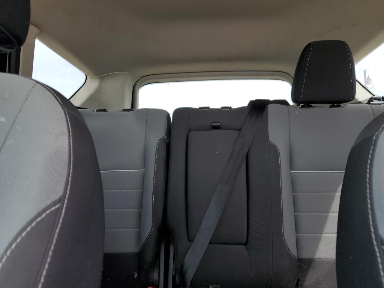 2015 FORD ESCAPE SE photo 19