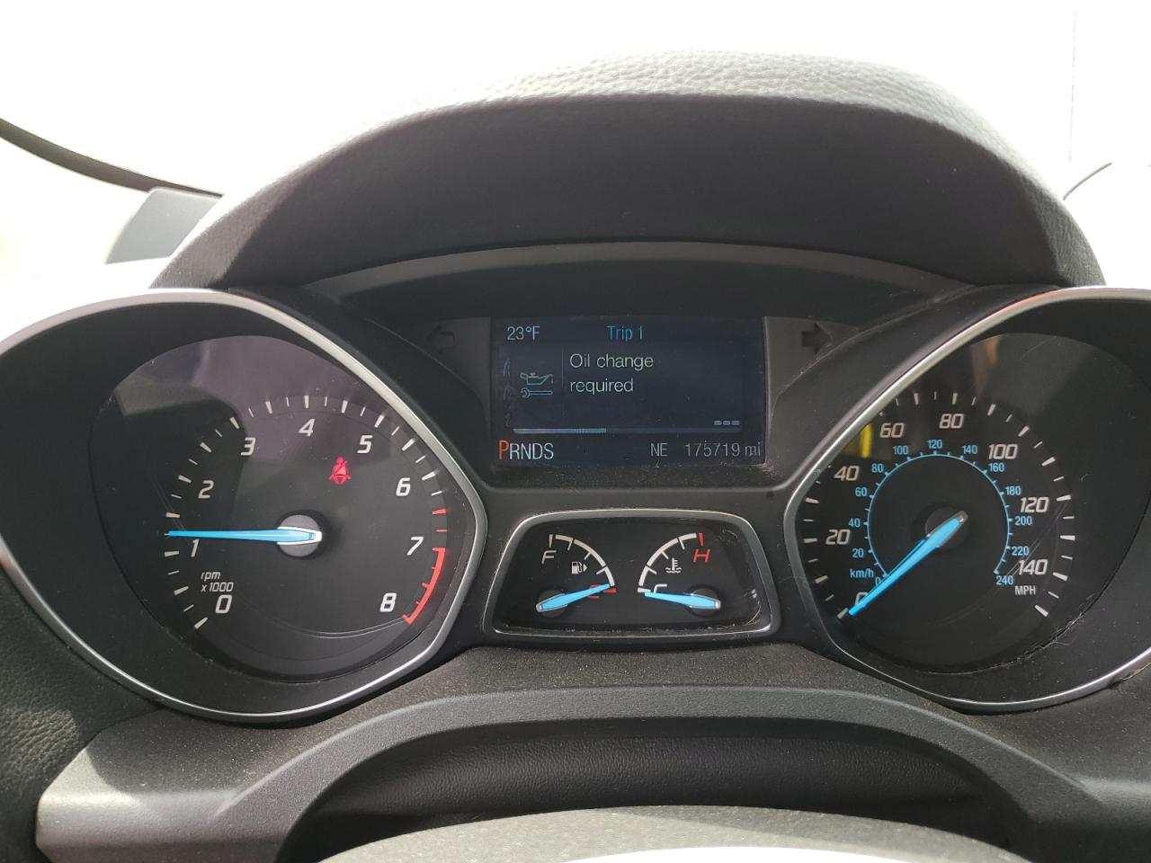 2015 FORD ESCAPE SE photo 17