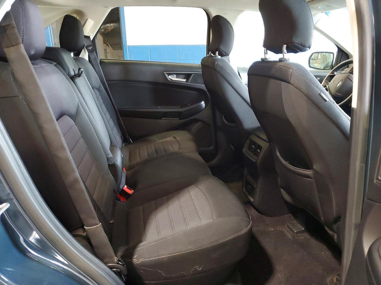 2016 FORD EDGE SE photo 21