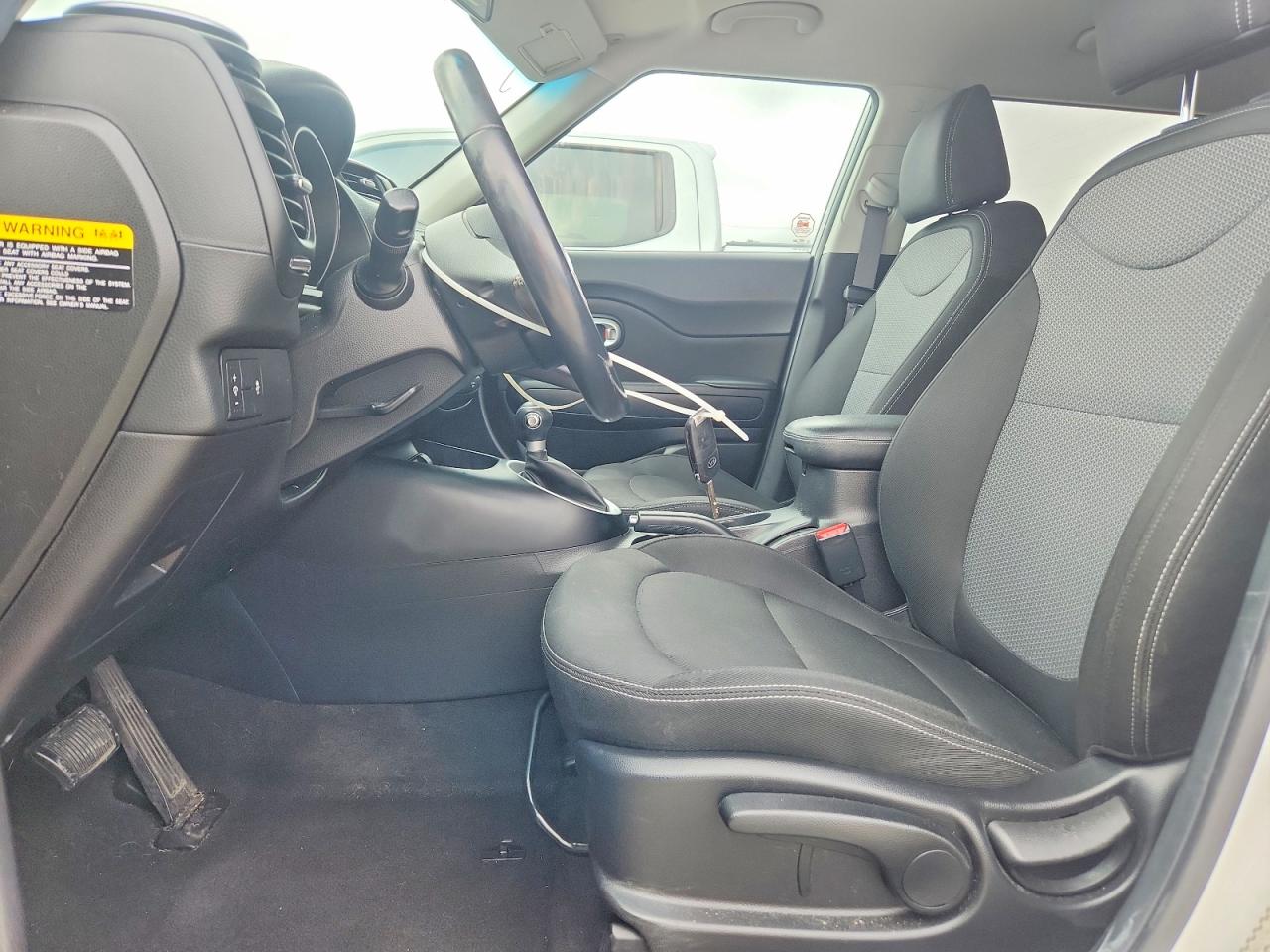 2017 KIA SOUL + photo 13