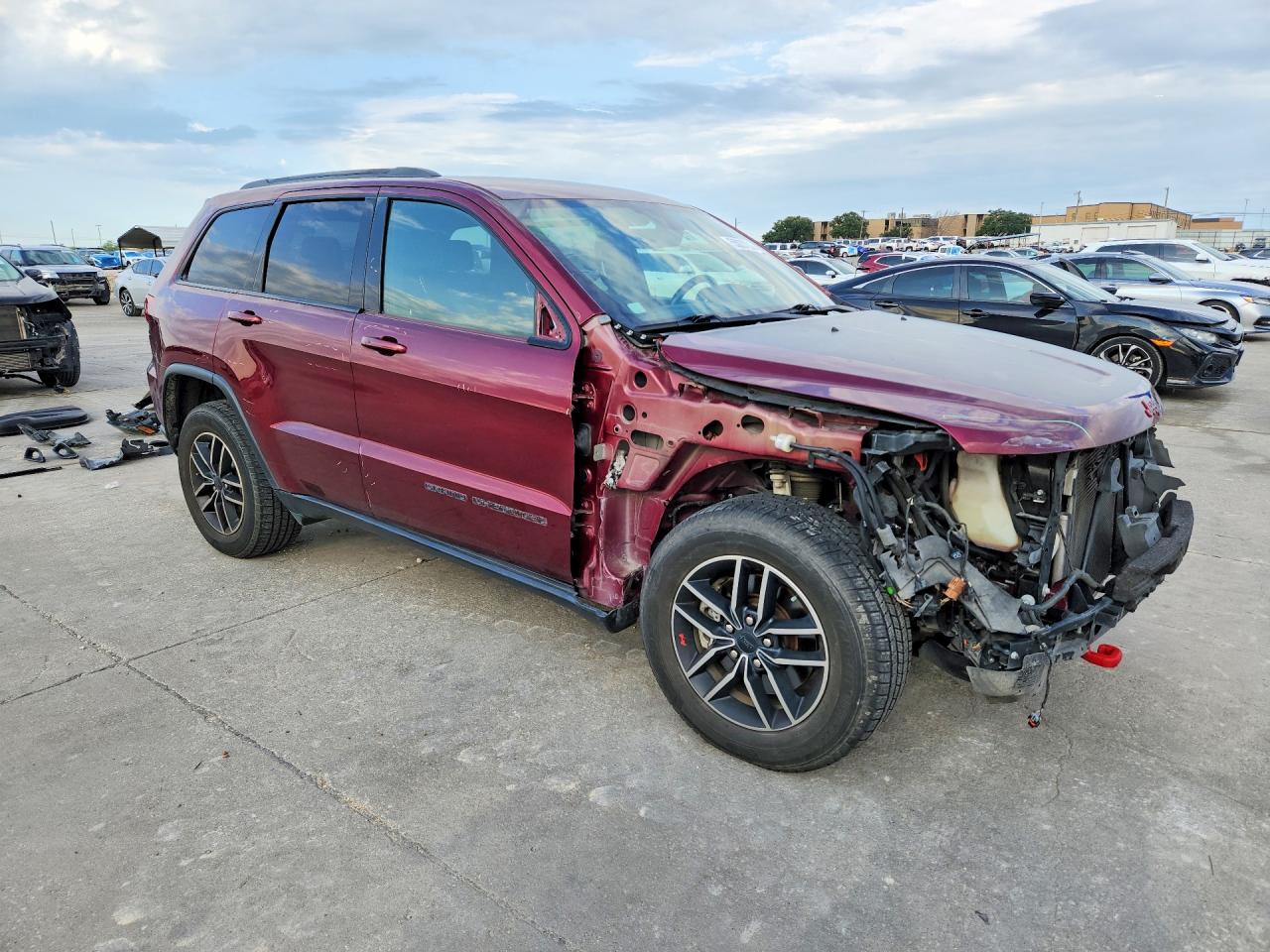 2019 JEEP GRAND CHEROKEE TRAILHAWK photo 7
