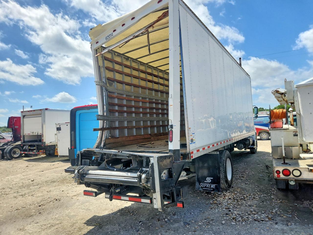 2020 HINO 258/268 BOX TRUCK photo 5