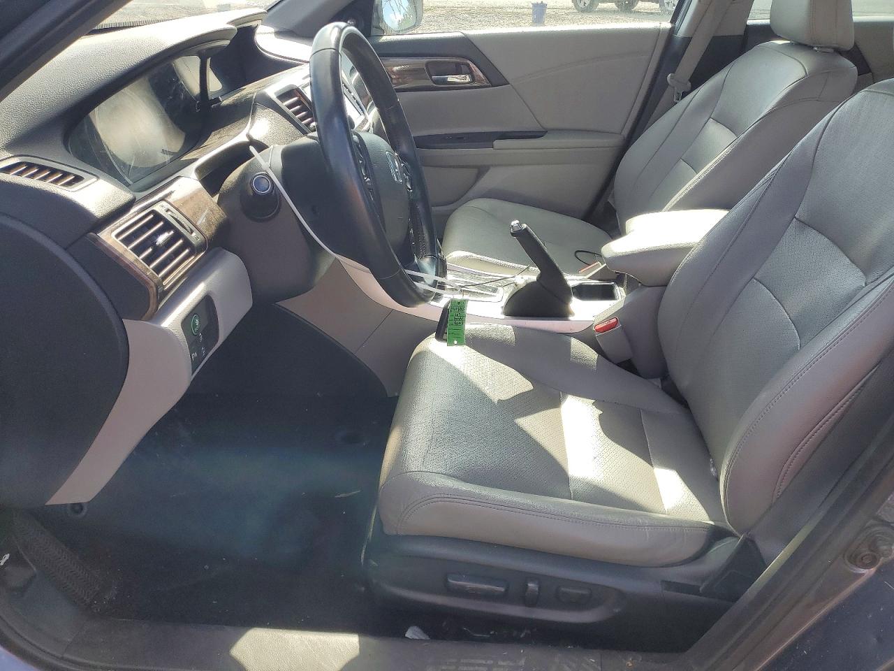 2017 HONDA ACCORD TOURING photo 13