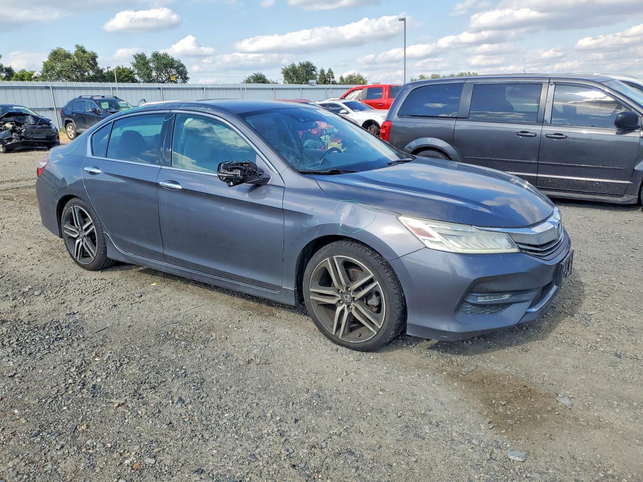 2017 HONDA ACCORD TOURING photo 7