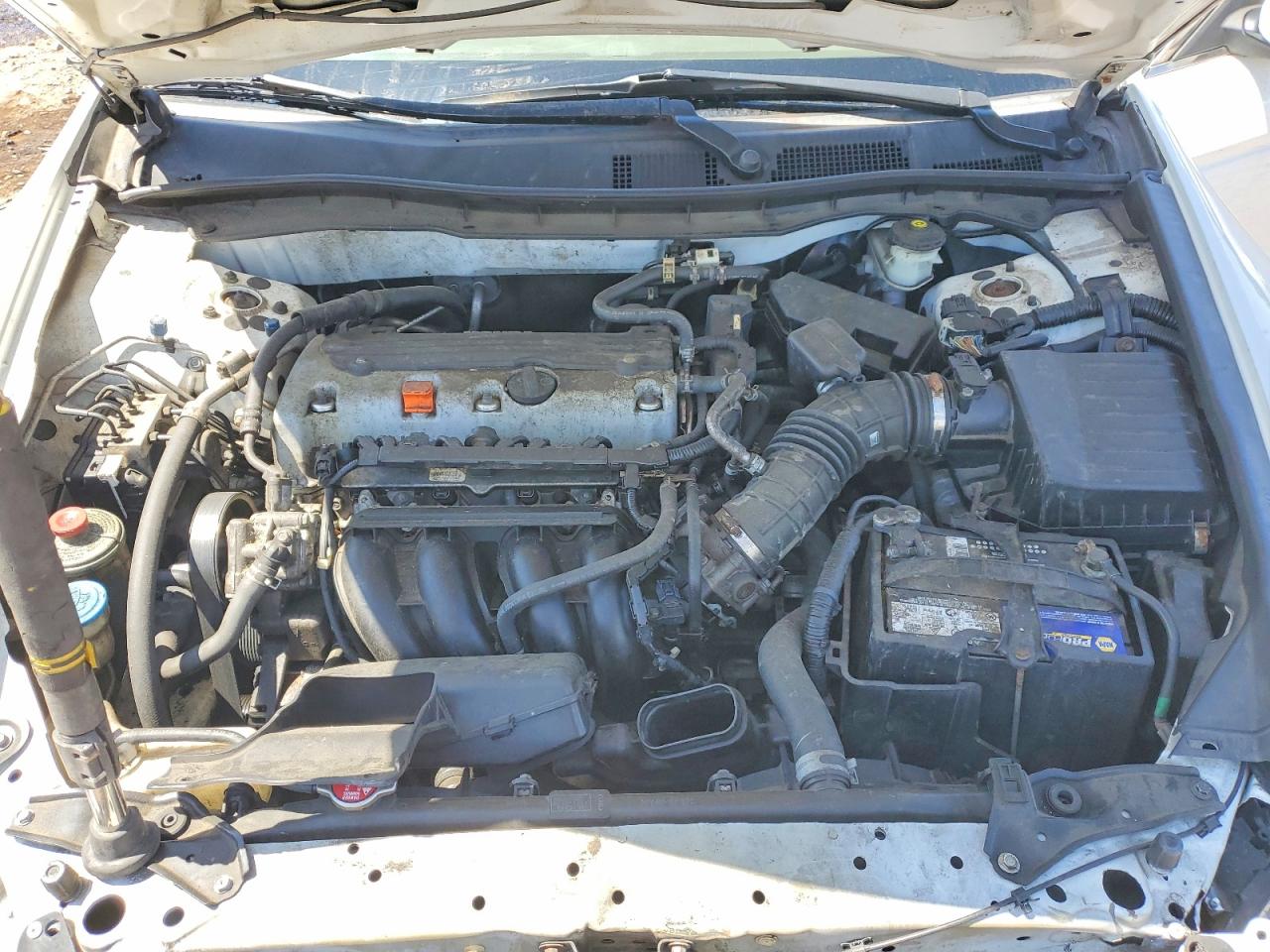 2010 HONDA ACCORD photo 11