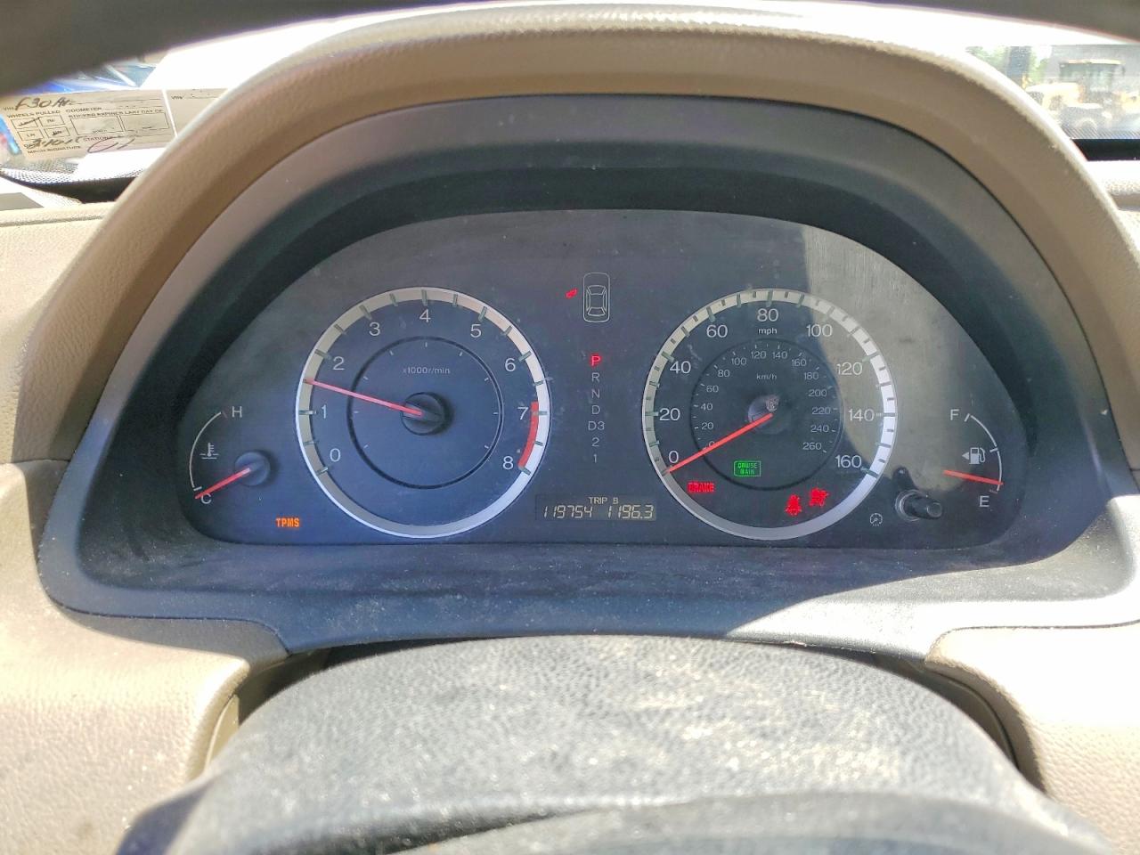 2010 HONDA ACCORD photo 9