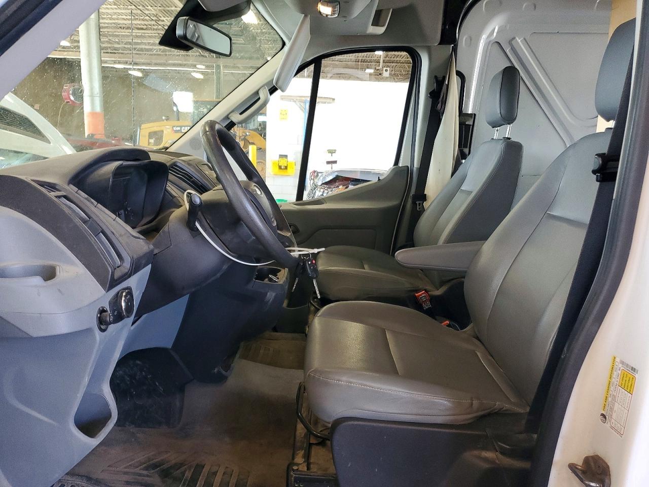 2017 FORD TRANSIT T-150 photo 19